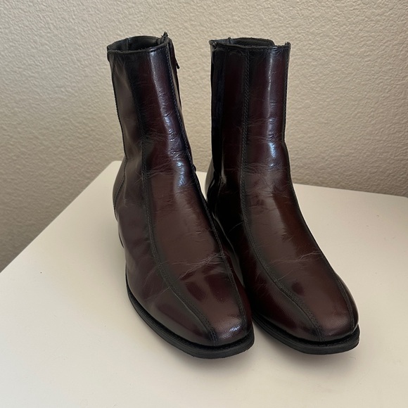 Florsheim Dark Brown Leather Boots - Picture 1 of 5